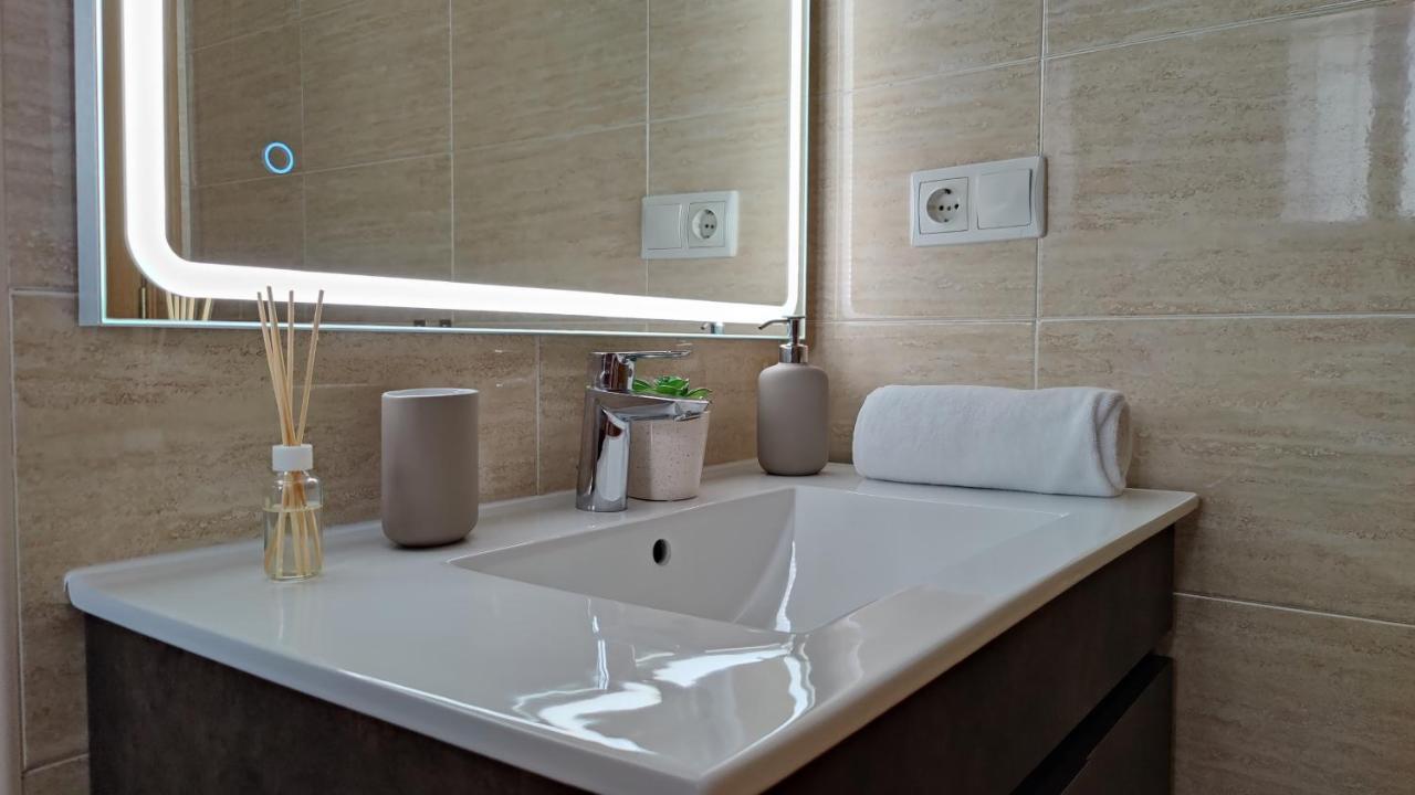 Dos Calas Sunny Appartement *