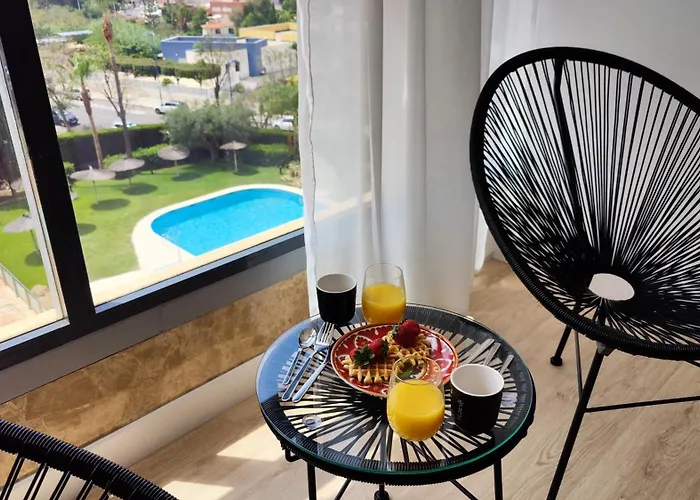 Dos Calas Sunny Apartment